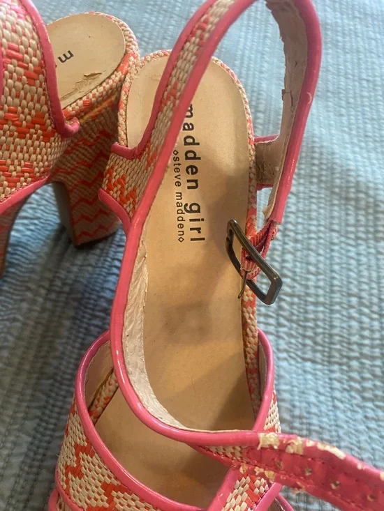 Madden Girl Coral Pink Woven Platform Sandals - Picture 7 of 7